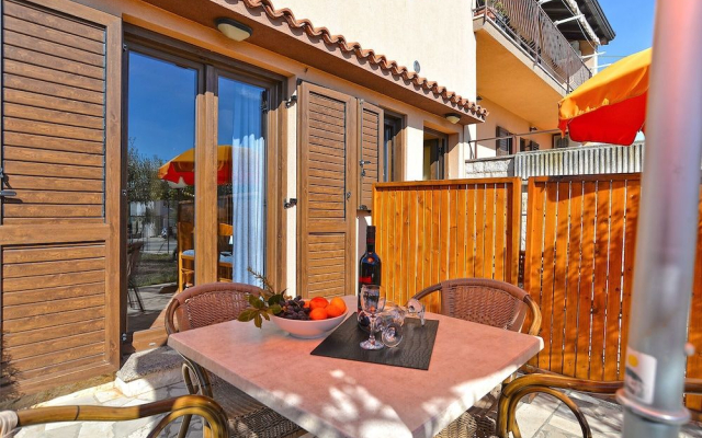 Apartments Pam 379