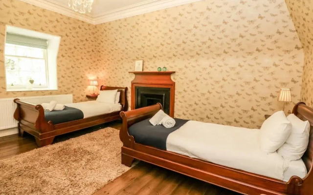 Bearnock Lodge
