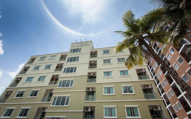 Апартаменты Alisha Serviced Apartment вид на фасад