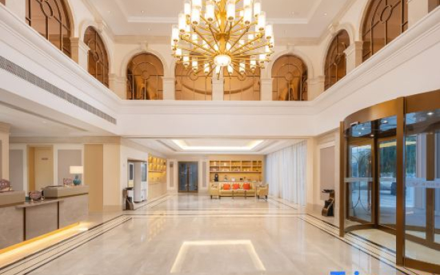 Vienna Hotel (Neixiang Branch)