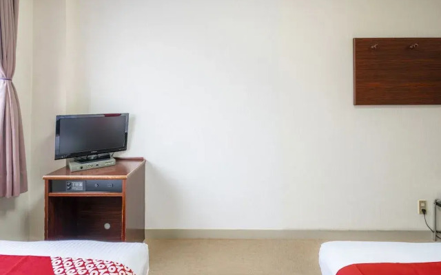OYO Business Hotel Suehiro Matsuyama
