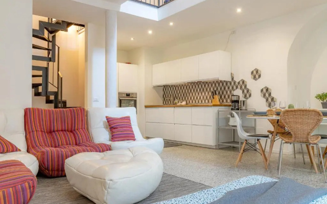 Moderno Loft a due passi dal lago