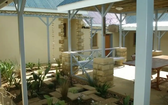 Sandstone Chameleon Guest House
