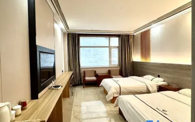 yicheng shangwu  Hotel