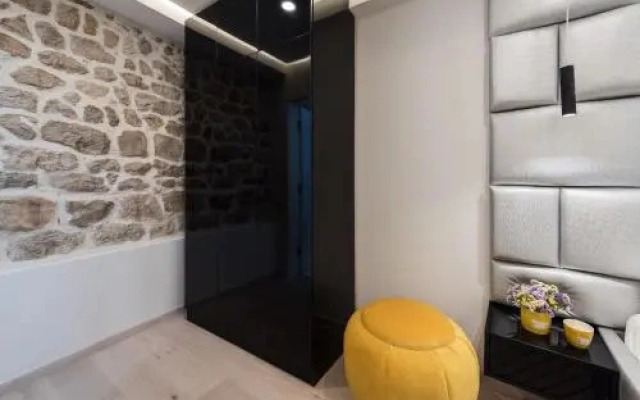 10 Heritage Rooms