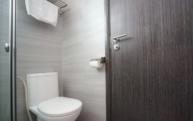 ZEN Rooms Evergreen Residences