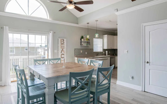 Sunglow Bungalow by Southern Vacation Rentals