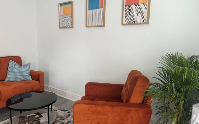 Cozy Belfast Apartment With 2 Bedrooms