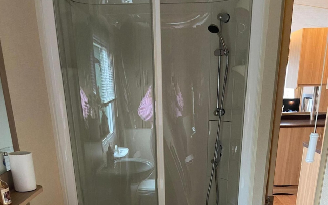 2 Bed Caravan-sleeps 6-pet Friendly