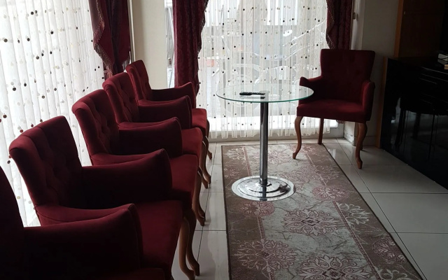 Can Hotel