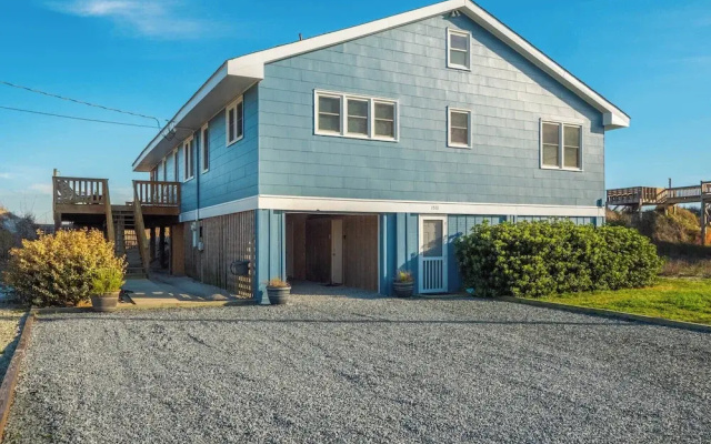 The Caroline by Topsail Realty