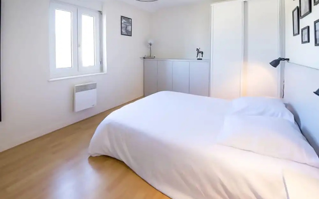 Ocean Apartment