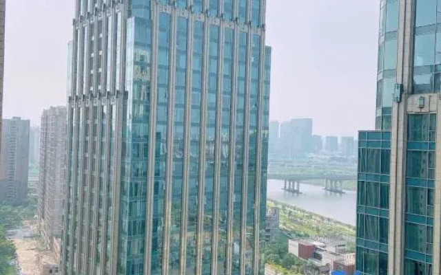 Jijing E-sports Homestay (Anjia Apartment)