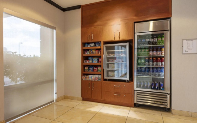 Fairfield Inn & Suites Columbus