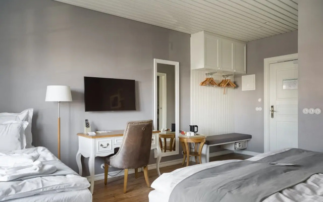 Отель Sigló by Keahotels