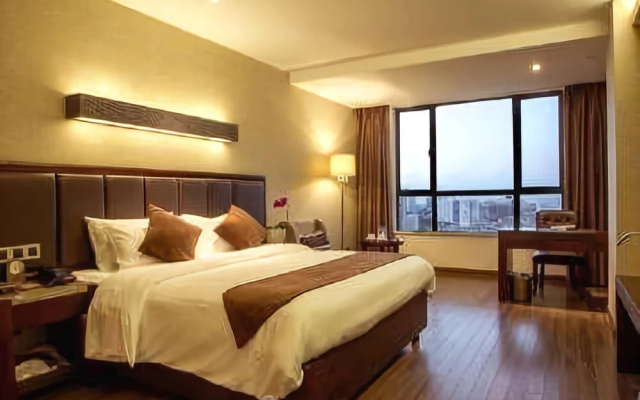 Pearl Royal Hotel