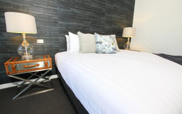 Accommodate Canberra - Dockside