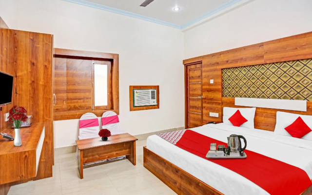 OYO 89841 Buddha International hotel