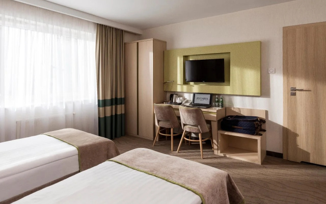 Hotel Antares