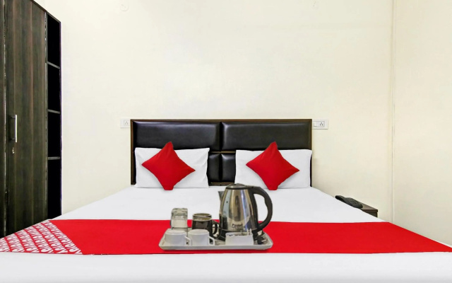 OYO Flagship 70255 Star Light Inn