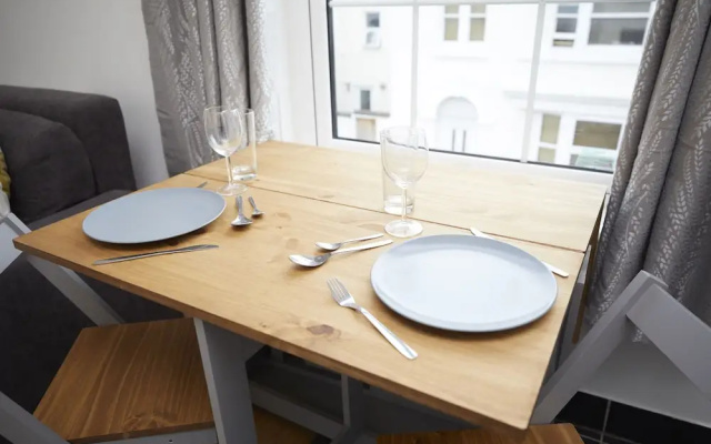 Lovely 2 bedroom apartment on Shirley Road in Southampton with free parking