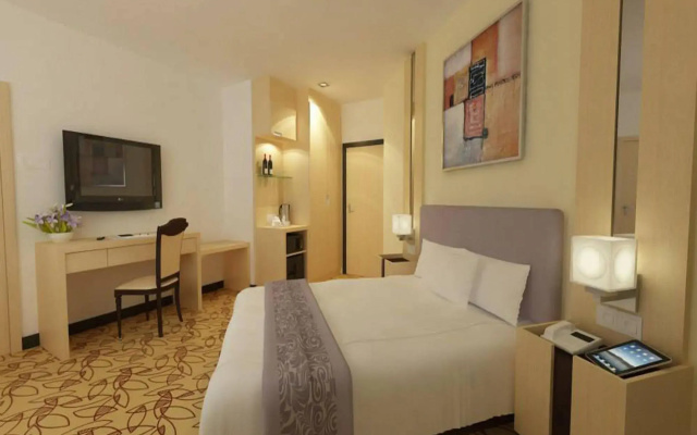 Metro Hotel