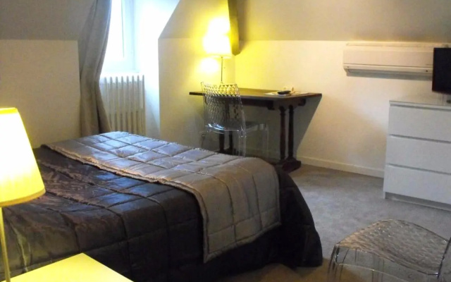 Logis Hôtel les Capucins