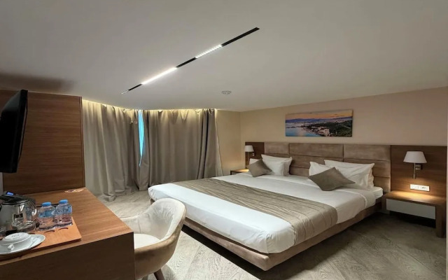 hotel kyrline