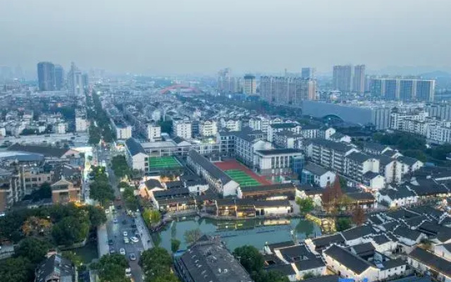 Home Inn Yunshang Four Seasons (Shaoxing  Ancient Town )