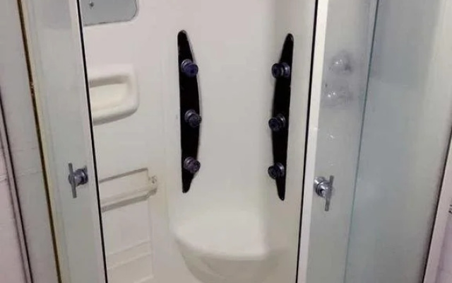 重庆怪诞小镇青年旅舍