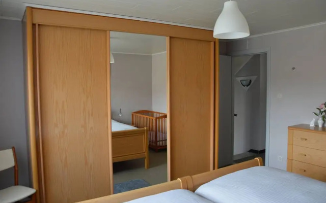Charming Belgian Getaway, Vakantiewoning in Oudsbergen - 3 Bedrooms & Garden