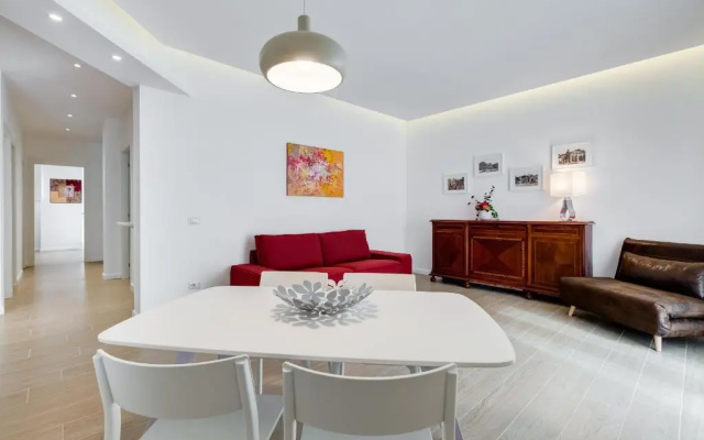 Lovely  3 rooms apartment close Trastevere Station