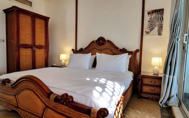 Lala Land Lodge