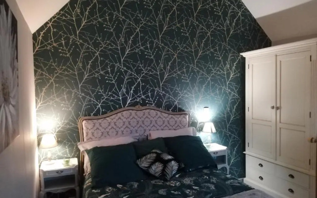 Le Clos Des Augers. Chambre Descartes (Adults Only)