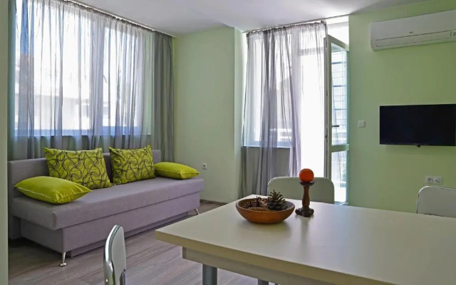 Visito Apart House