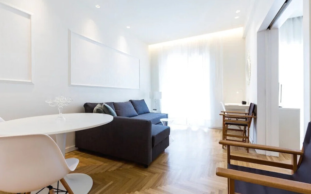 Great Acropolis view apartment in City Center