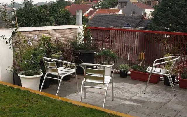 Sail Guest House