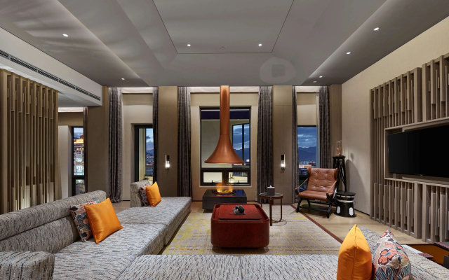 Doubletree By Hilton Shigatse