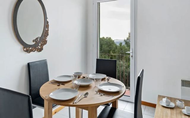 Alluring Holiday Home in Magagnosc With Balcony