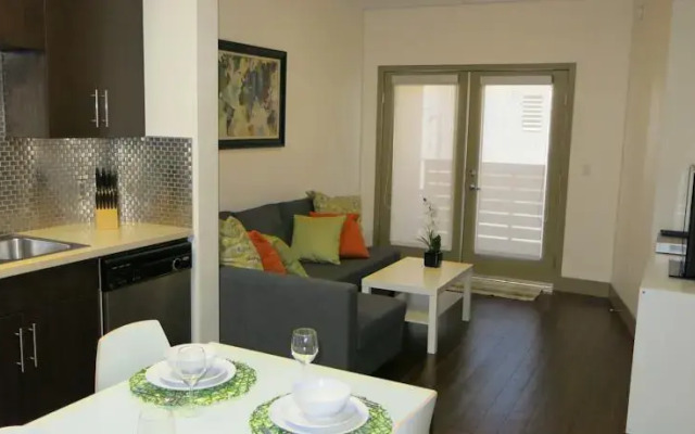 The Hollywood Suite