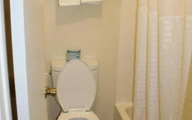 Travelodge by Wyndham Buena Park
