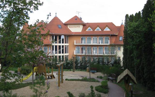 Hotel Sante вид на фасад