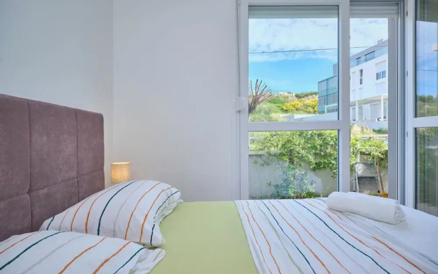 Apartment Titanic by Litto