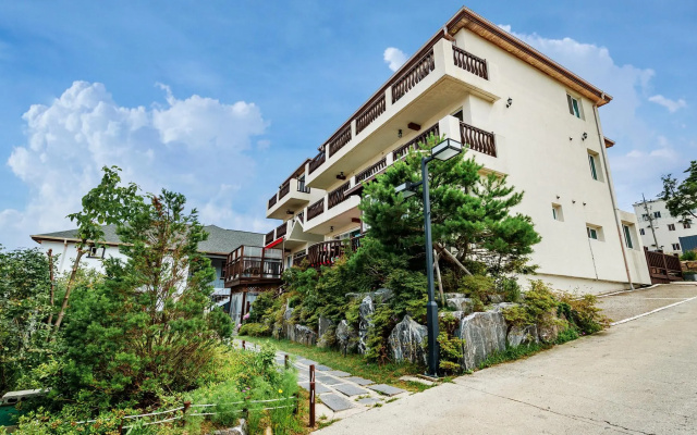 Kyeongju Victoria Ilki Pension