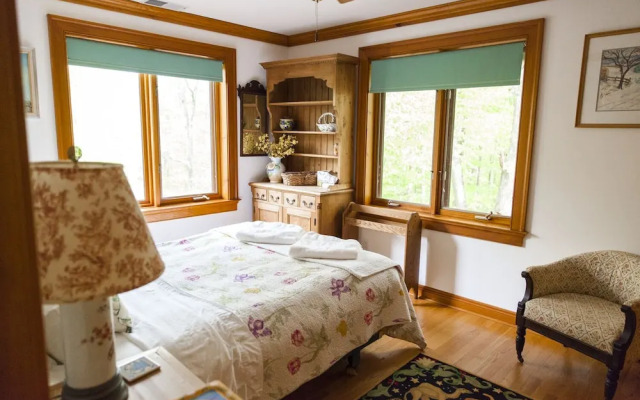 Honey Maple Grove BnB