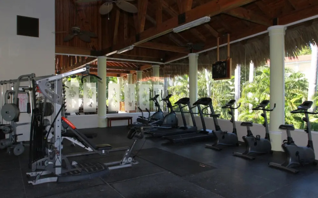 Crown Villas 6 bdrm