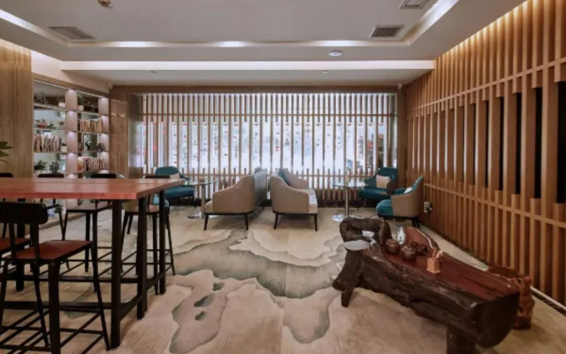 Manju Hotel
