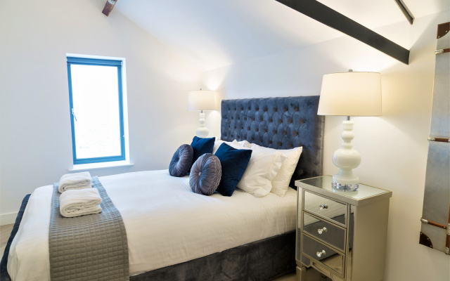 Your Apartment The Loft #10