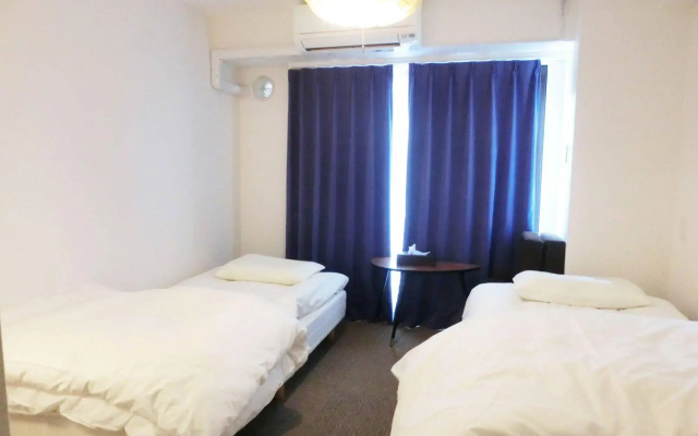 Guesthouse TOHO Learning House