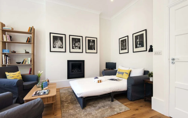 The Stunning Philbeach Garden Apartment- CSD